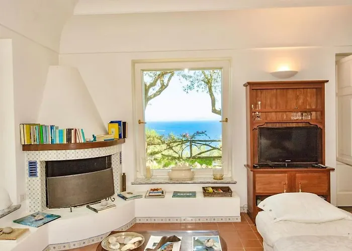 Sul Mare A Capri - Panorama Mozzafiato * Anacapri (Isola di Capri)