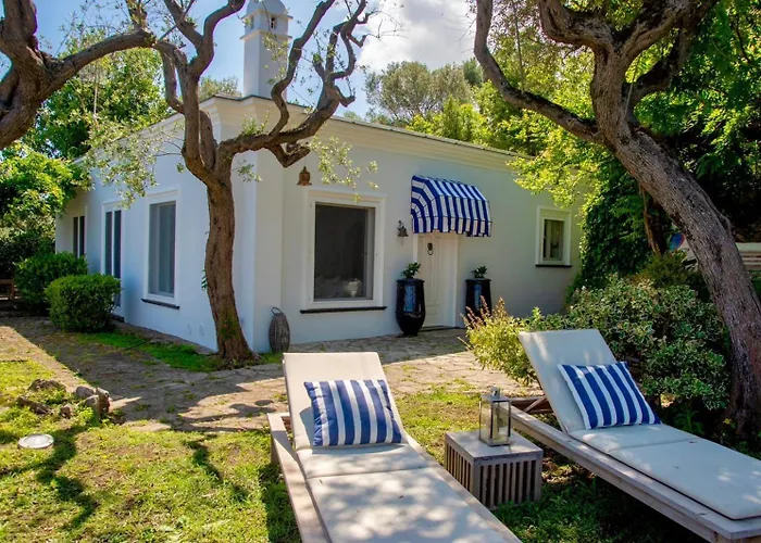 Sul Mare A Capri - Panorama Mozzafiato * Anacapri (Isola di Capri)