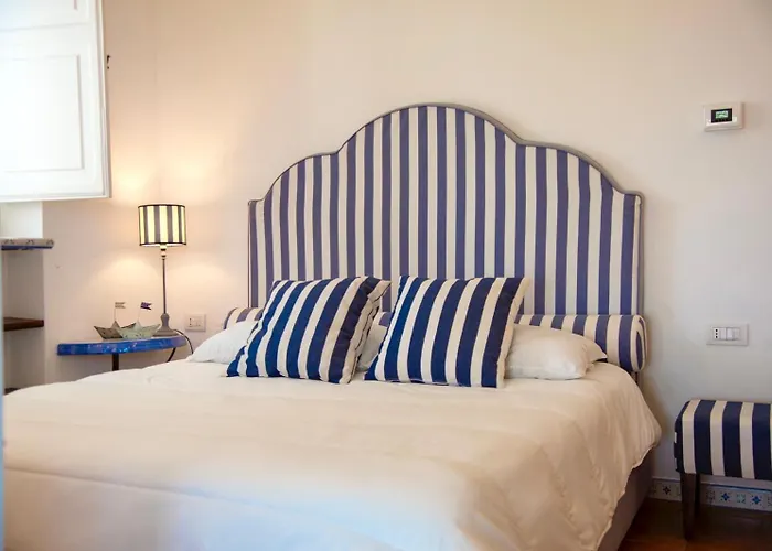 Sul Mare A Capri - Panorama Mozzafiato * Anacapri (Isola di Capri)